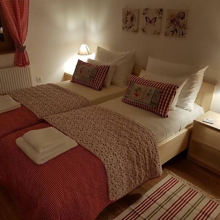 Apartment Eden בלד מראה חיצוני תמונה