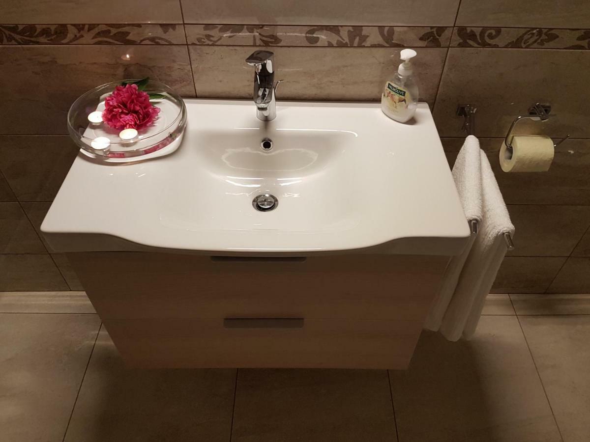 Apartment Eden בלד מראה חיצוני תמונה